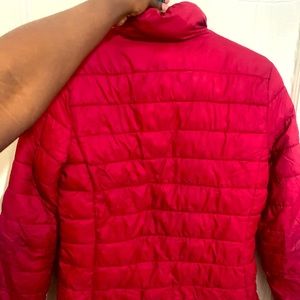 Hello I am selling a slightly worn GAP COAT .